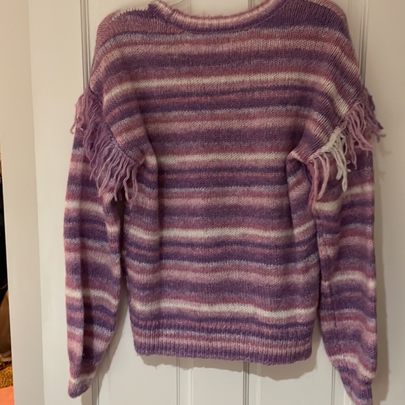 NWT Olivia Sky Purple Pink and White sweater in size medium - Picture 5 of 5